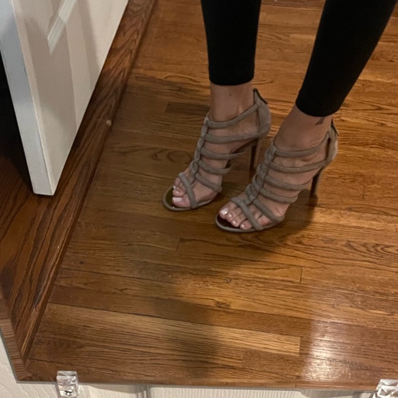 COACH LAVANIA HEELS - Picture 13 of 13